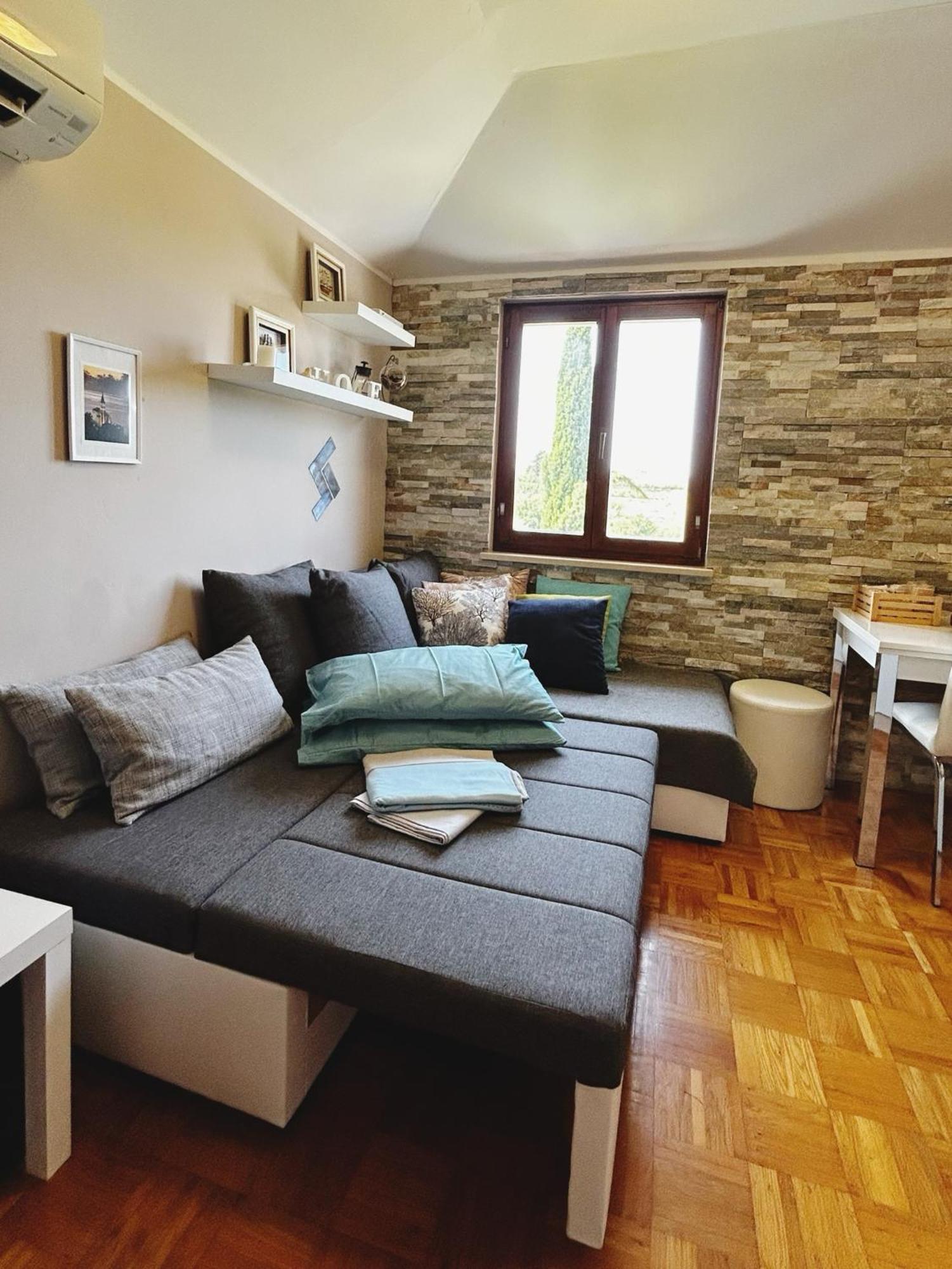 Loft Seca Villa Lucija Buitenkant foto